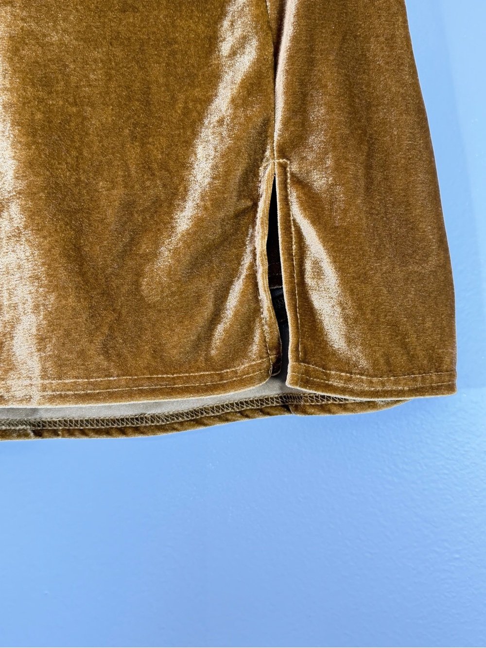 Urban Outfitters Velvet Skort with Side Slit Size M Gold NEW Indie Sleaze Y2K - Picture 4 of 9